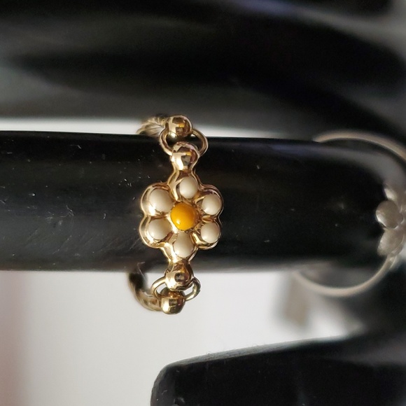 14K Gold Plumeria Ring - Picture 4 of 6